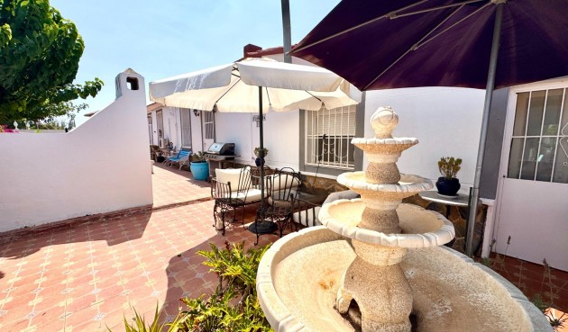 Återförsäljning - Villa -
Dolores - Comunidad Valenciana