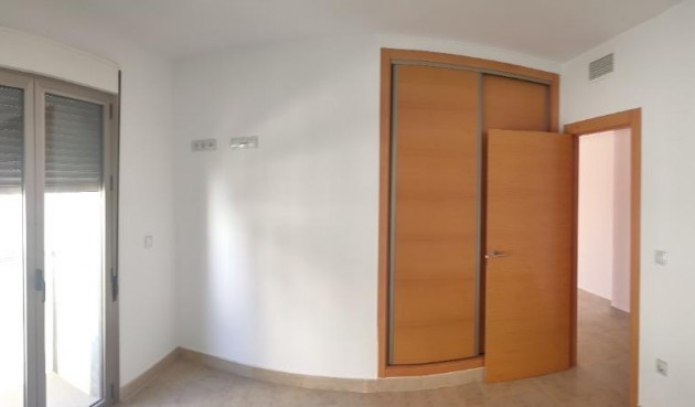 Brukt - Apartment -
Torrevieja - Estacion De Autobuses