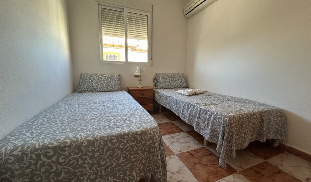 Återförsäljning - Town House -
Cabo Roig - Costa Blanca