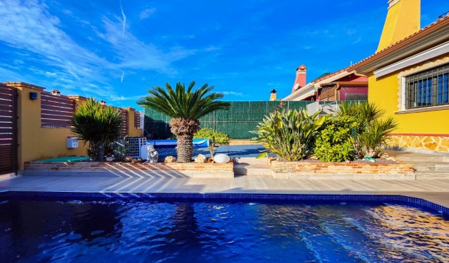 Brukt - Villa -
Guardamar del Segura - Costa Blanca