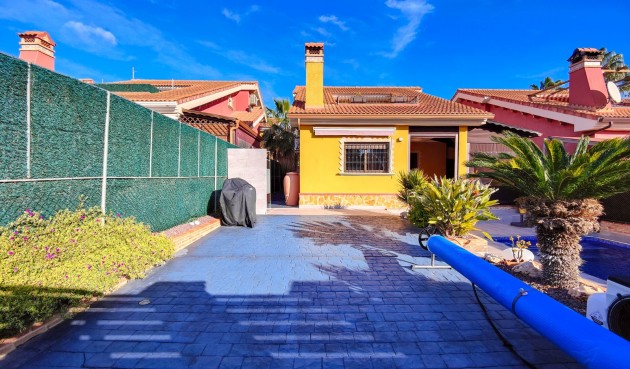 Brukt - Villa -
Guardamar del Segura - Costa Blanca