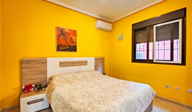 Brukt - Villa -
Guardamar del Segura - Costa Blanca