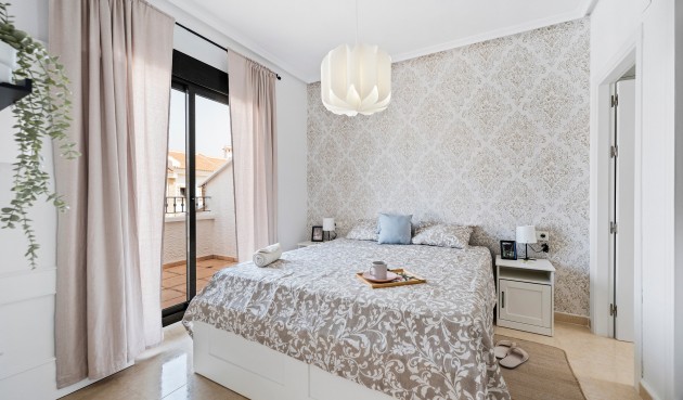 Reventa - Town House -
San Miguel de Salinas - Inland