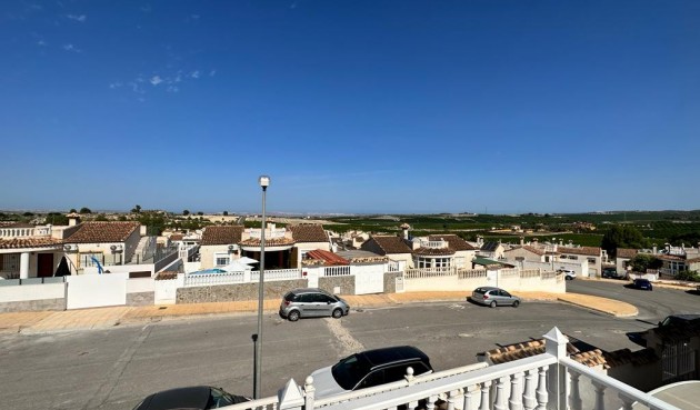 Resale - Villa -
San Miguel de Salinas - Inland