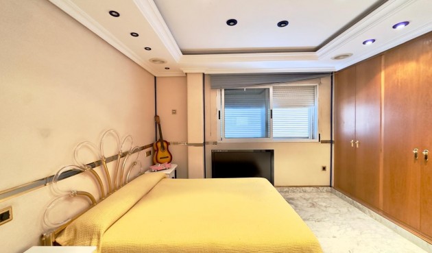 Återförsäljning - Takvåning -
Torrevieja - Centro