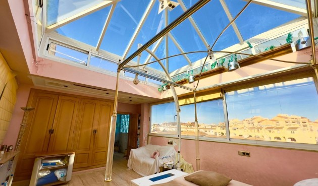 Återförsäljning - Takvåning -
Torrevieja - Centro
