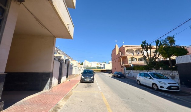 Återförsäljning - Takvåning -
Torrevieja - Centro