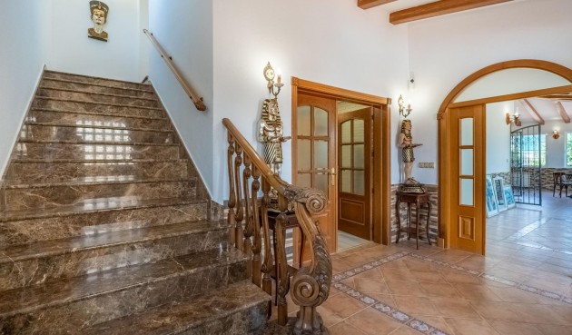 Resale - Villa -
Torrevieja - El Chaparral