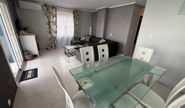 Återförsäljning - Apartment -
Torrevieja - Playa De Los Naufragos