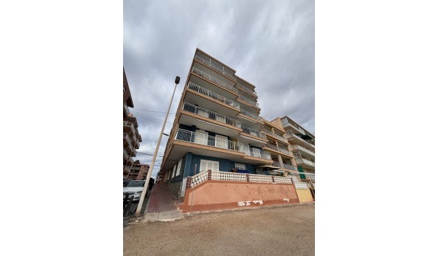 Återförsäljning - Apartment -
Torrevieja - Playa De Los Naufragos