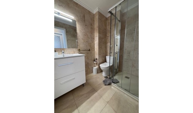 Återförsäljning - Apartment -
Torrevieja - Playa De Los Naufragos