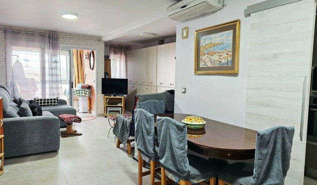 Brukt - Apartment -
Torrevieja - Playa De Los Naufragos