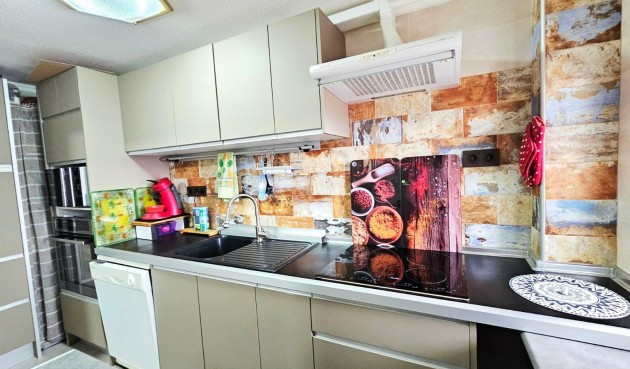 Brukt - Apartment -
Torrevieja - Playa De Los Naufragos