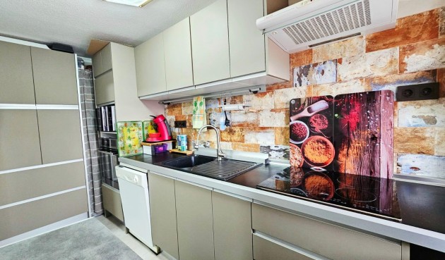 Brukt - Apartment -
Torrevieja - Playa De Los Naufragos