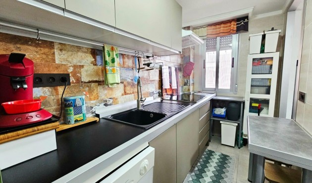 Brukt - Apartment -
Torrevieja - Playa De Los Naufragos