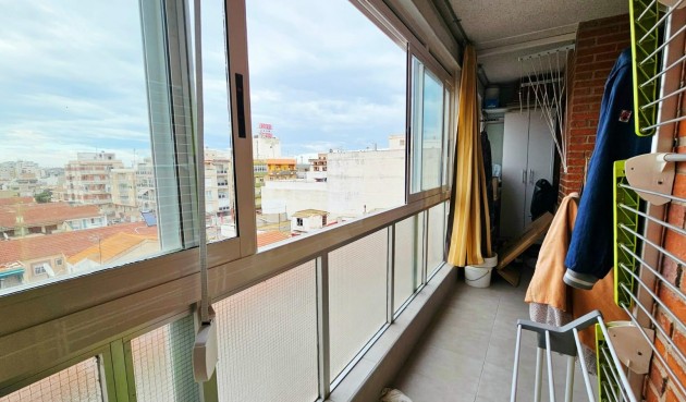 Brukt - Apartment -
Torrevieja - Playa De Los Naufragos