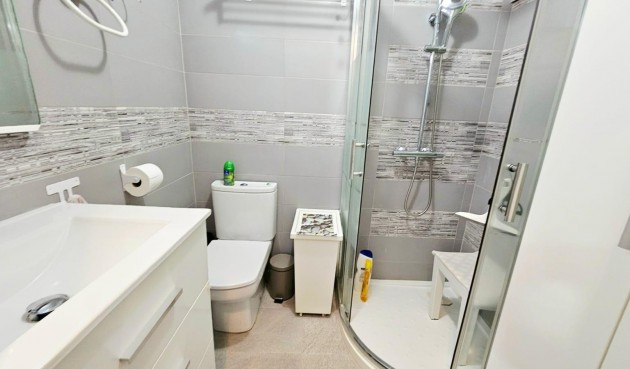 Brukt - Apartment -
Torrevieja - Playa De Los Naufragos