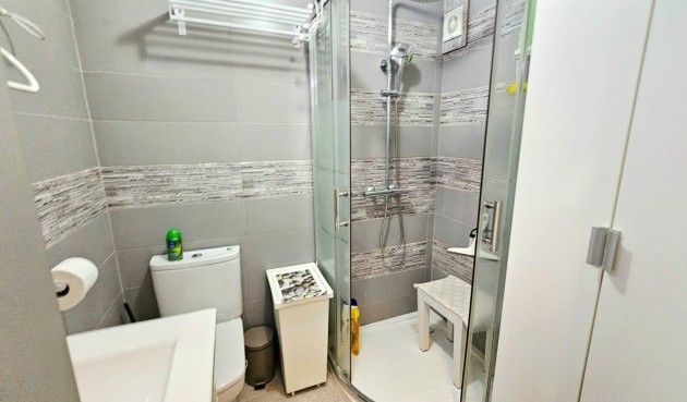 Brukt - Apartment -
Torrevieja - Playa De Los Naufragos