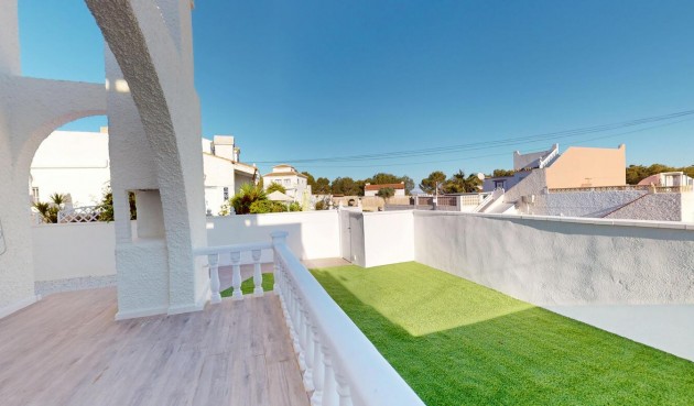 Reventa - Town House -
Orihuela Costa - Costa Blanca