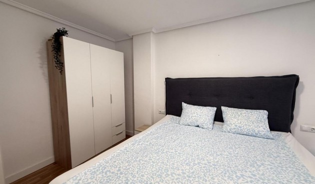 Återförsäljning - Apartment -
Torrevieja - Costa Blanca