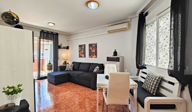 Återförsäljning - Takvåning -
Torrevieja - Costa Blanca