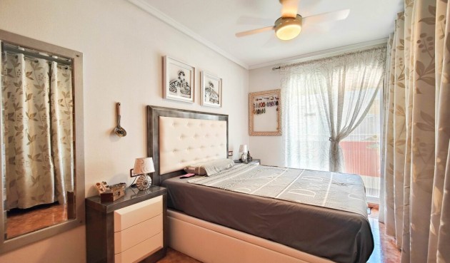 Återförsäljning - Takvåning -
Torrevieja - Costa Blanca