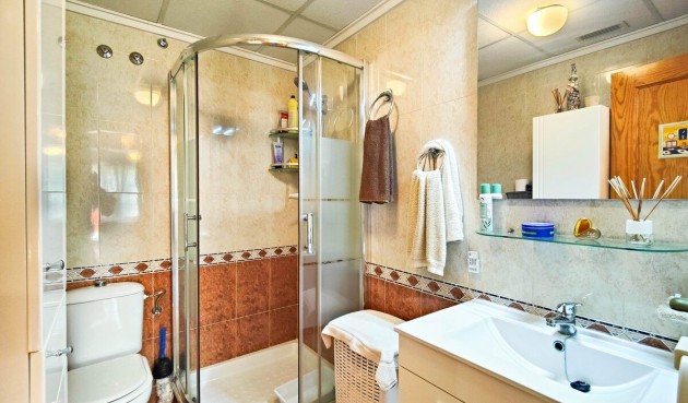 Återförsäljning - Takvåning -
Torrevieja - Costa Blanca