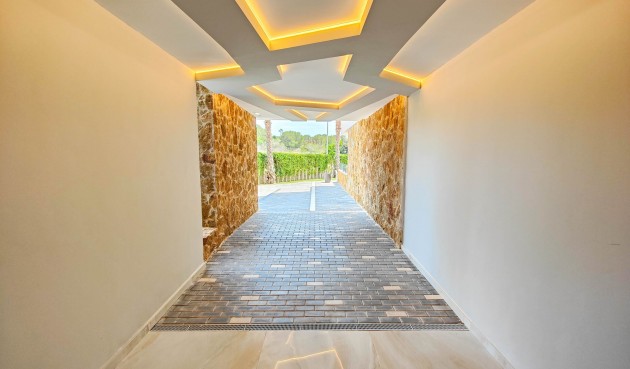 Återförsäljning - Apartment -
Orihuela Costa - Costa Blanca