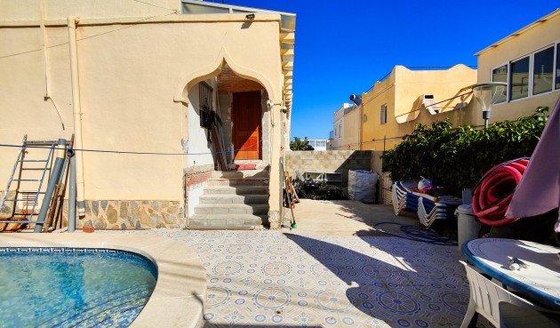 Brukt - Town House -
San Miguel de Salinas - Inland