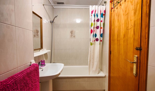 Återförsäljning - Apartment -
Torrevieja - Costa Blanca