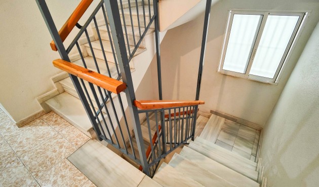 Återförsäljning - Apartment -
Torrevieja - Costa Blanca