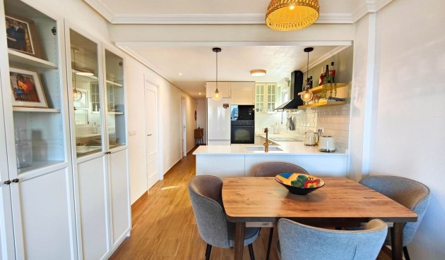 Reventa - Ático -
Torrevieja - Costa Blanca