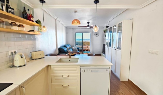 Reventa - Ático -
Torrevieja - Costa Blanca