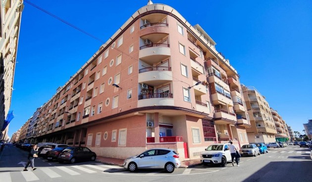 Reventa - Ático -
Torrevieja - Costa Blanca