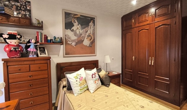 Brukt - Villa -
Sax - Inland