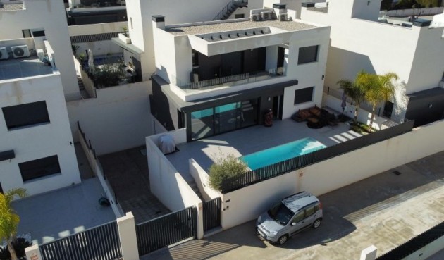 Reventa - Villa -
Algorfa - Inland