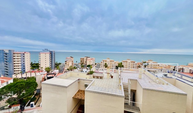 Brukt - Apartment -
Torrevieja - Miramar - Torre Del Moro