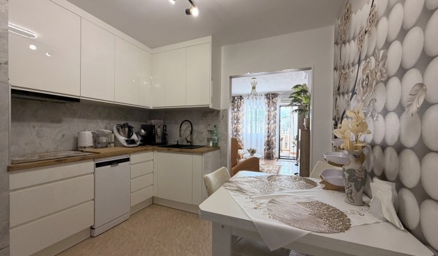 Reventa - Apartment -
Torrevieja - Urb. Calas Blancas III