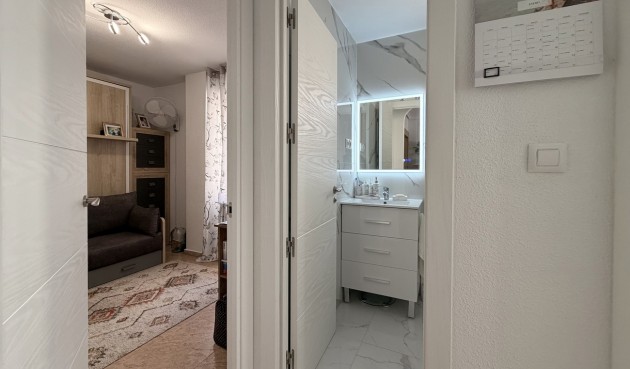 Reventa - Apartment -
Torrevieja - Urb. Calas Blancas III