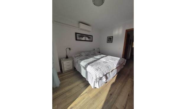 Brukt - Town House -
La Rosaleda - Inland