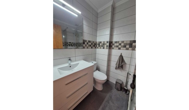 Brukt - Town House -
La Rosaleda - Inland