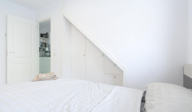 Brukt - Town House -
Torrevieja - Punta Prima