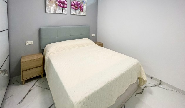 Återförsäljning - Apartment -
Torrevieja - Playa del Cura