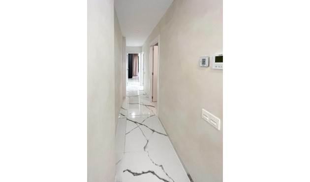 Återförsäljning - Apartment -
Torrevieja - Playa del Cura