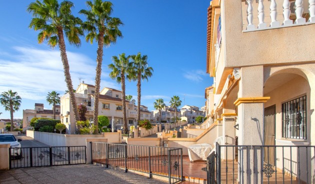 Brukt - Town House -
Orihuela Costa - Las Filipinas