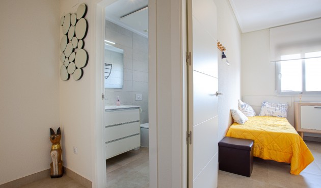 Brukt - Villa -
Orihuela Costa - Costa Blanca