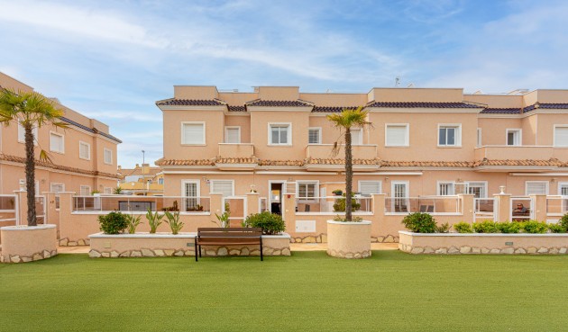 Brukt - Villa -
Orihuela Costa - Costa Blanca