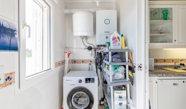 Återförsäljning - Apartment -
Orihuela Costa - Costa Blanca