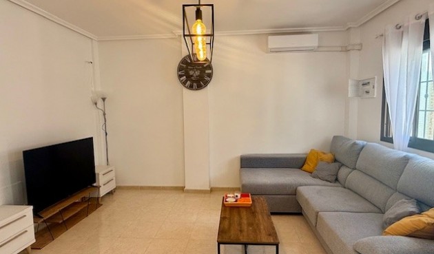 Reventa - Town House -
San Miguel de Salinas - Inland