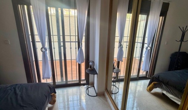 Reventa - Town House -
San Miguel de Salinas - Inland